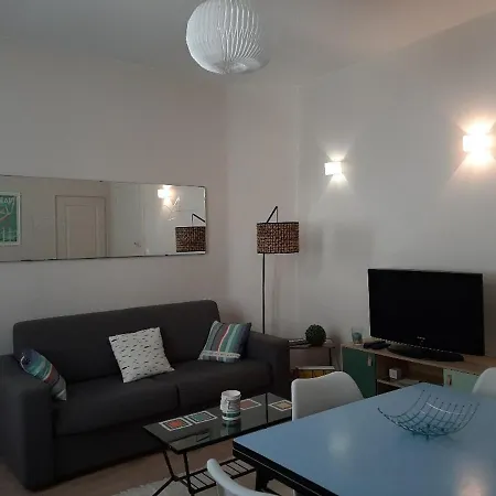 Appartamento Appartement Biarritz, 2 pièces, 2 personnes - FR-1-239-762 *